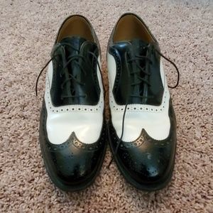 Johnston and Murphy wingtips